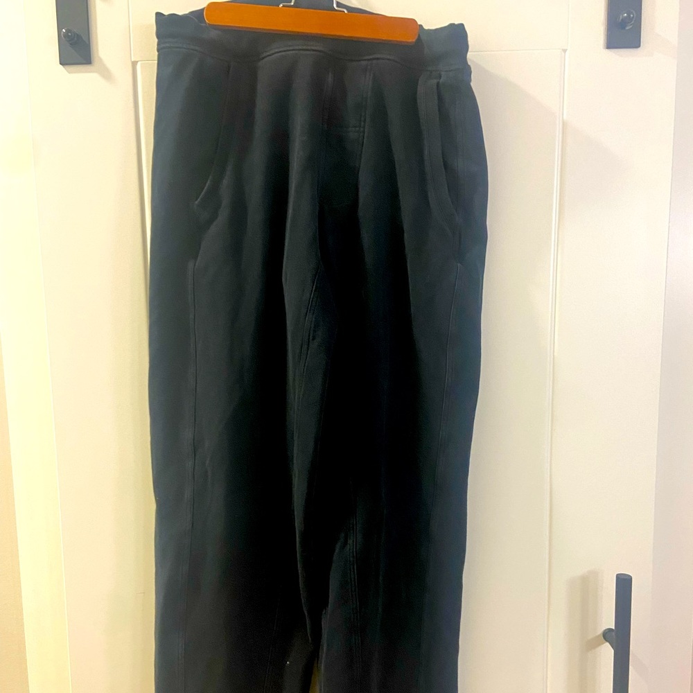 COPY - Men’s lulu sweatpants